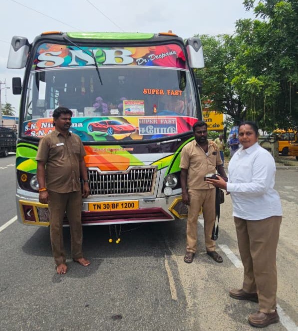 திருச்செங்கோட்டில் அதிரடி: அதிக கட்டணம் வசூலித்த பஸ்களில் அதிகாரிகள் சோதனை!