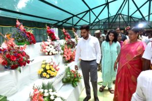வல்வில் ஓரி விழா நிறைவு: 166 பயனாளிகளுக்கு ரூ.83.98 லட்சம் மதிப்பிலான நலத்திட்ட உதவிகள் கலெக்டர் வழங்கினார்.