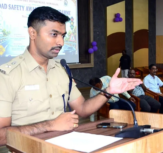 நாமக்கல் மாவட்டத்தில் 8 மாதங்களில் சாலை விபத்துகளில் 330 பேர் பலி.